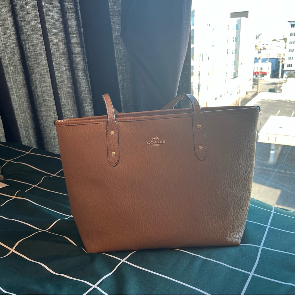 Coach City Zip Tote Bag - Brown